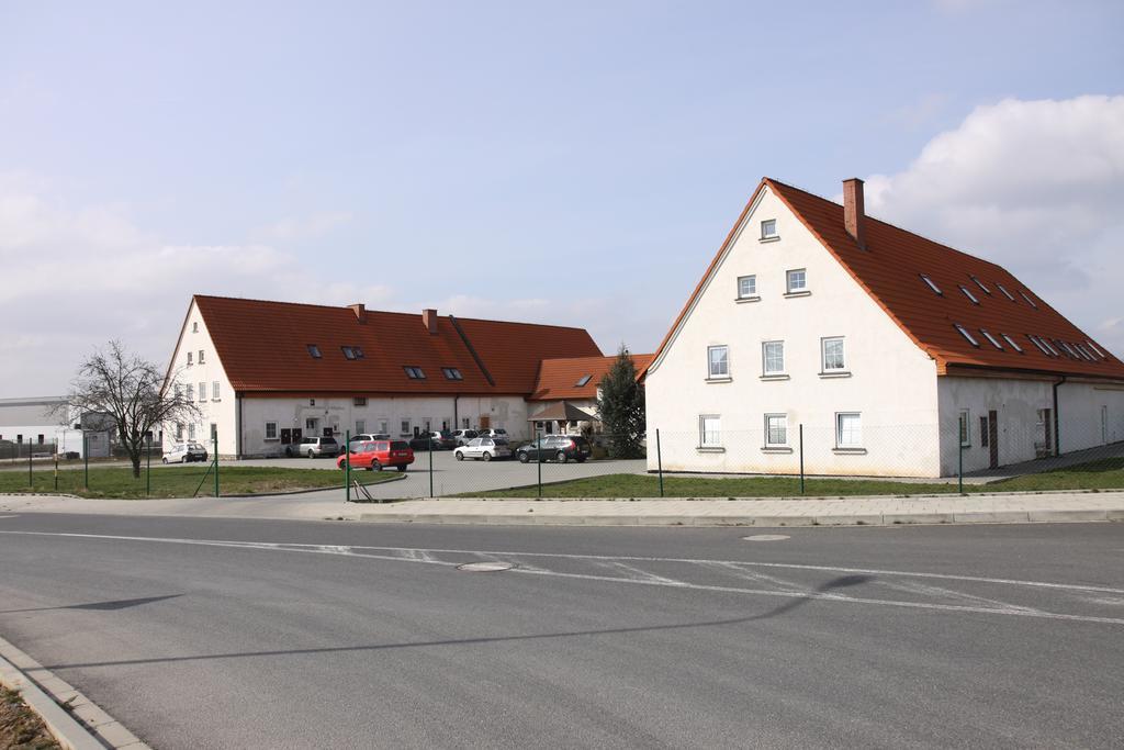 Ubytovna Statek Olomouc Luaran gambar