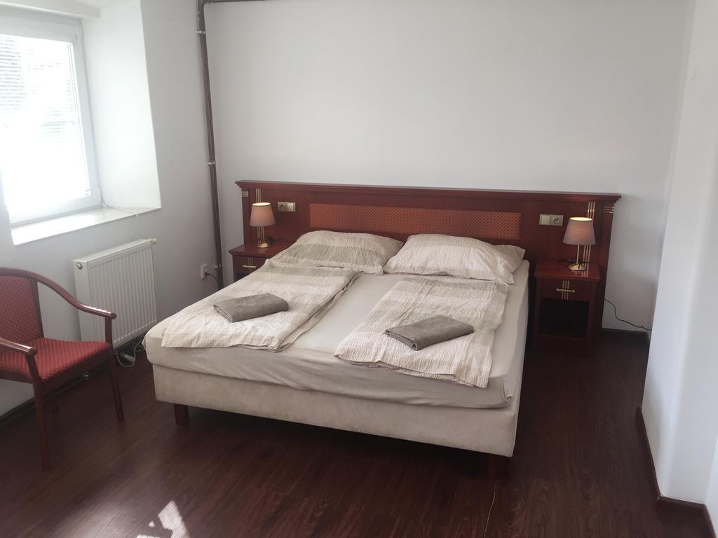 Ubytovna Statek Olomouc Luaran gambar